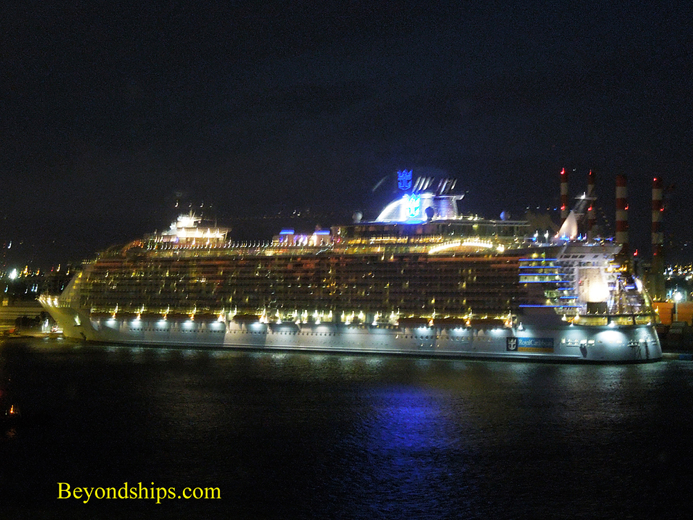 Symphony Of The Seas Vs Queen Mary 2 - Cruise Gallery